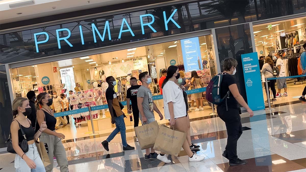 De compras en la tienda Primark en Granada