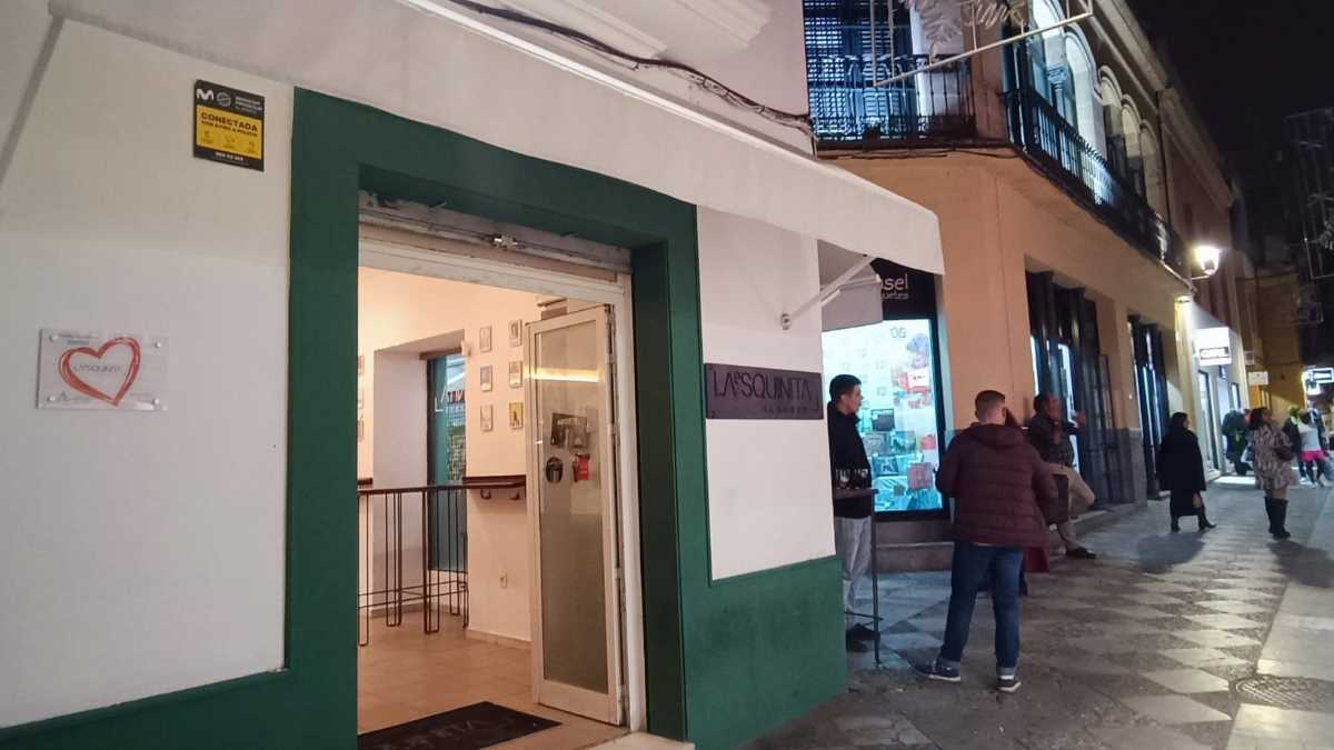 La Esquinita en la calle Algarve