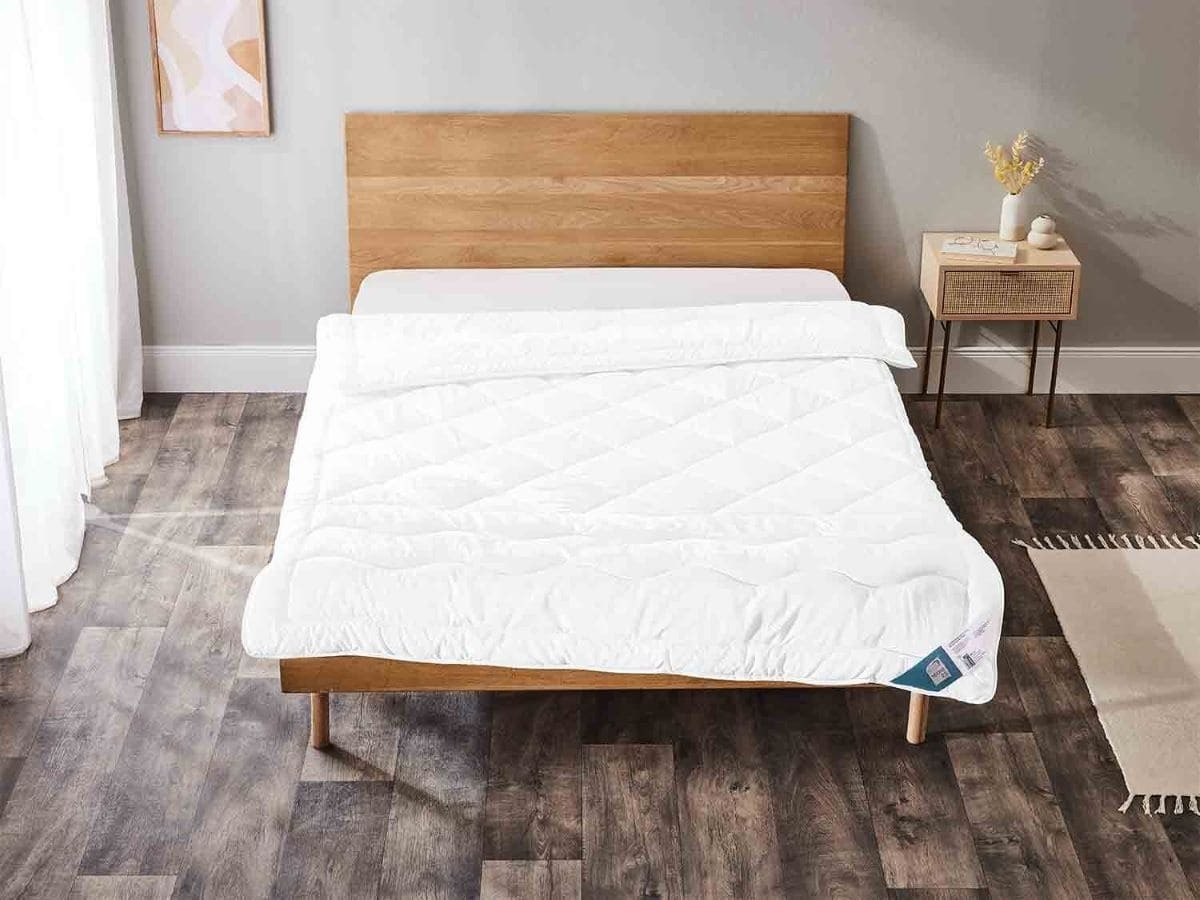 Edredón cálido con funda de microfibra