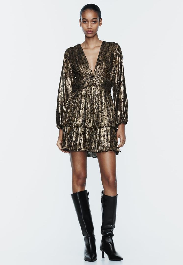 Bolso negro mediano de Guess en Amazon