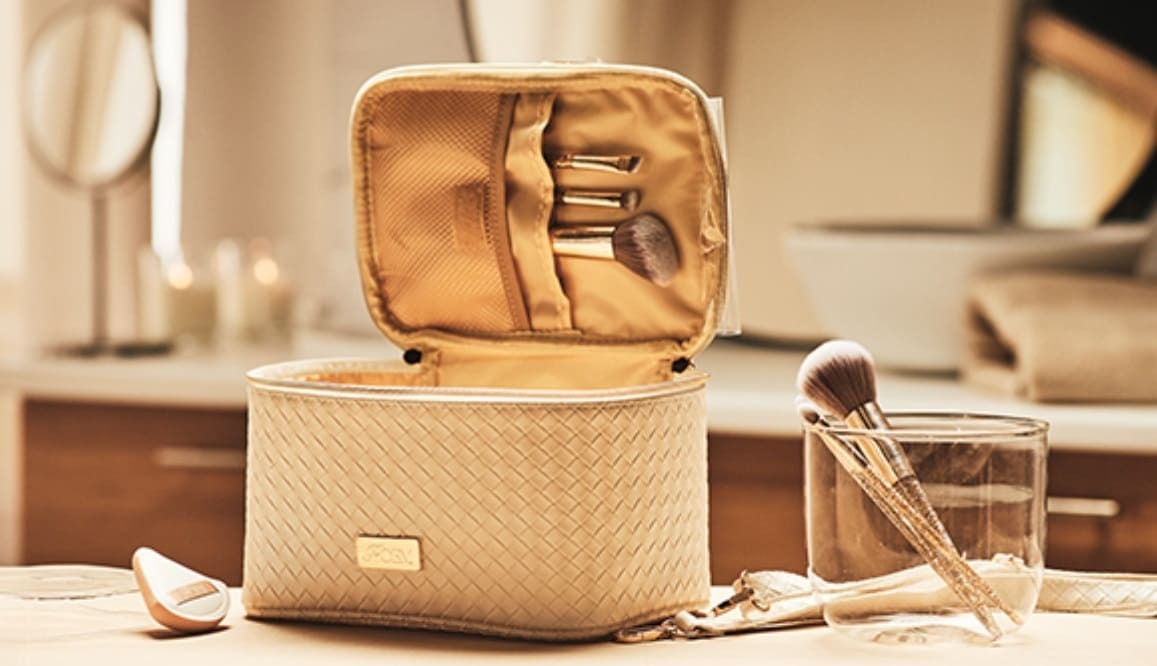 Neceser de la Colección Poem de Mercadona