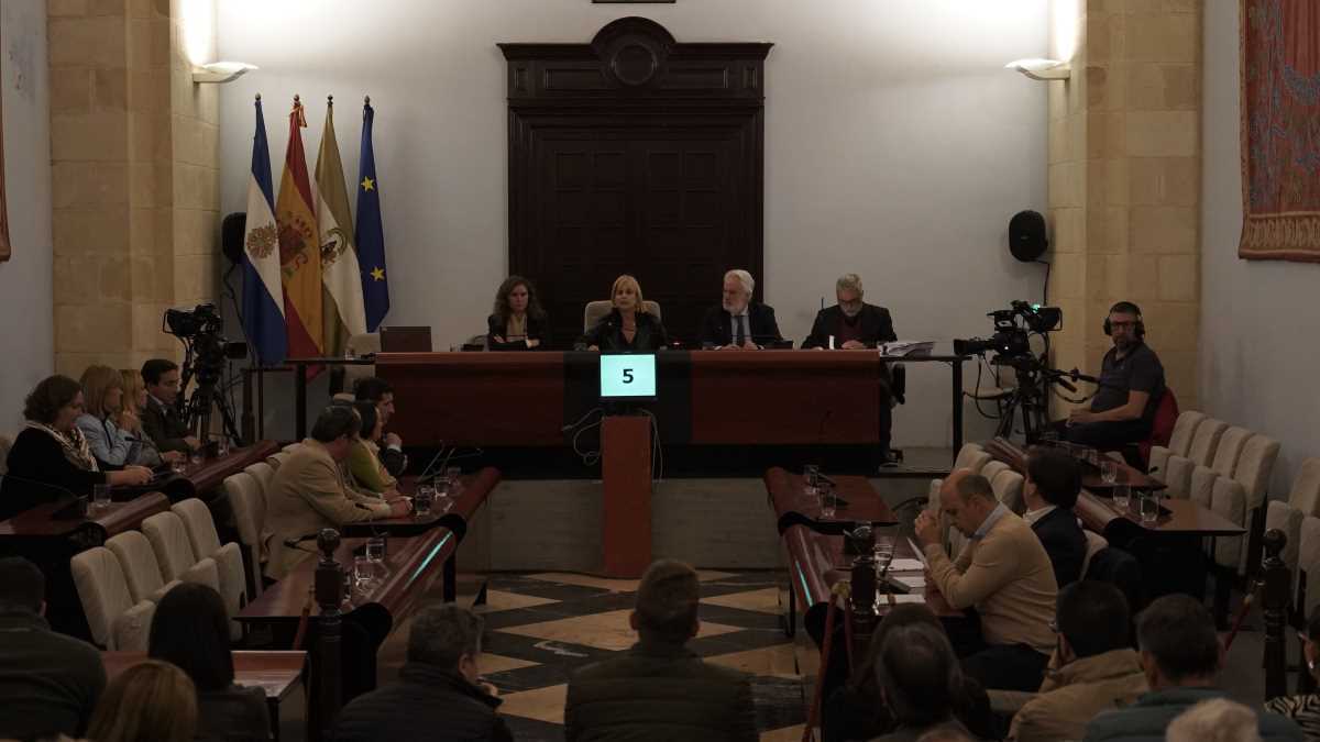 Pleno Extraordinario en Jerez contra la amnistía | Foto: José Antonio Pliego para El MIRA