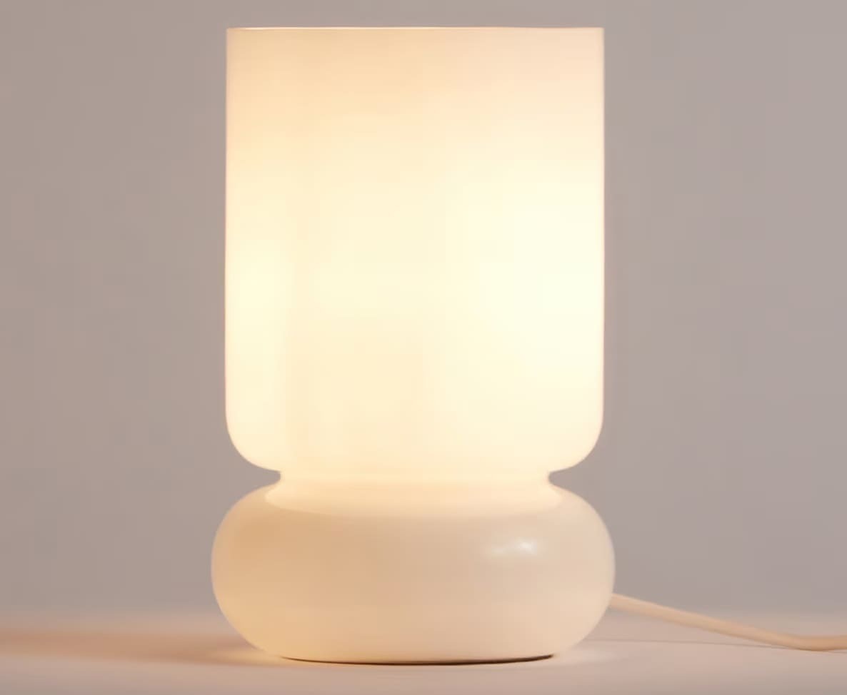 Lámpara de mesa sofisticada de El Corte Inglés