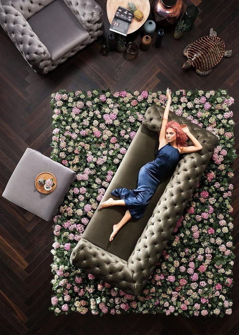 Sofá acolchado de terciopelo modelo Kare Desire de Amazon