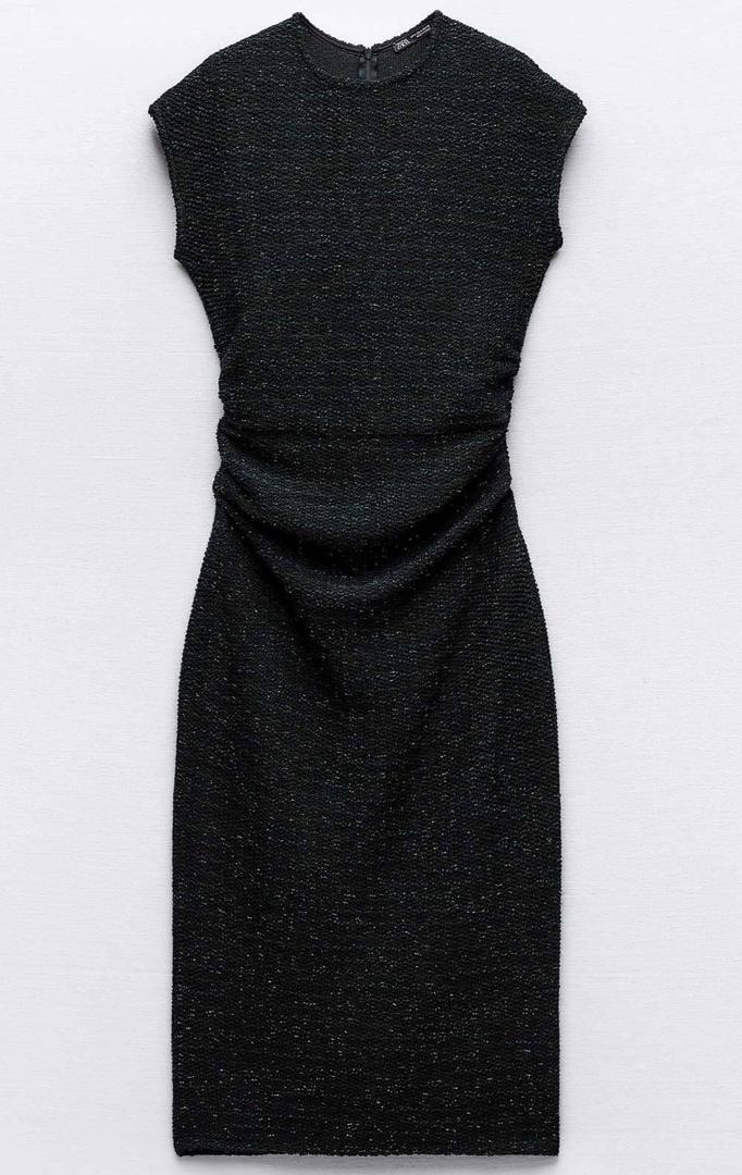 Vestido brillo hilo metalizado de Zara