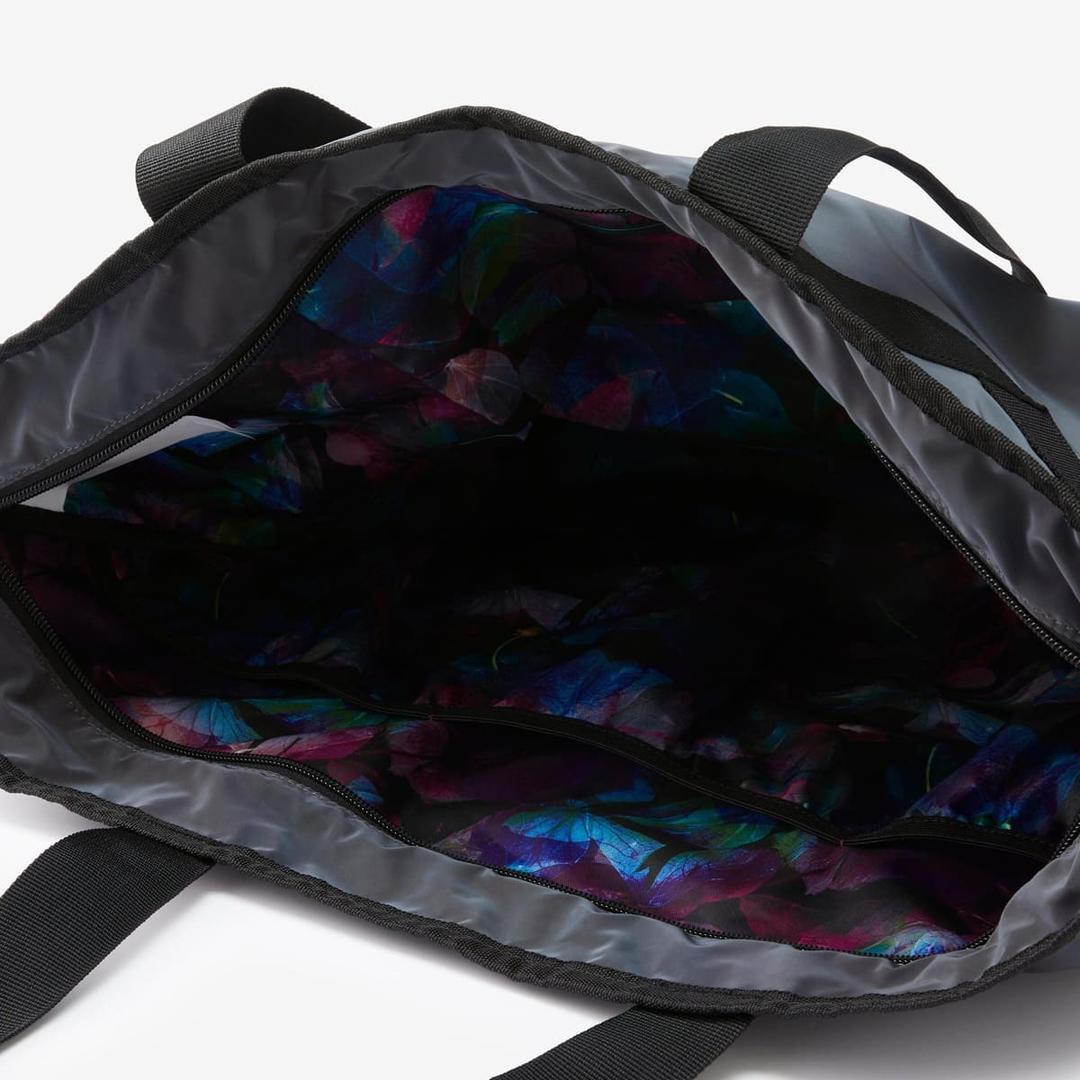 El bolso XXL reflectante de Domyos en Decathlon