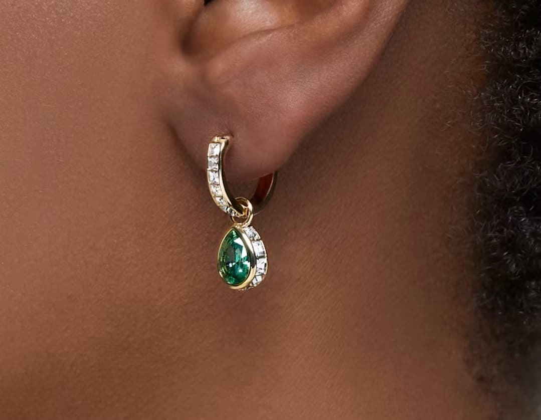 Pendientes de oro y cristal verde modelo Stilla de Swarovski