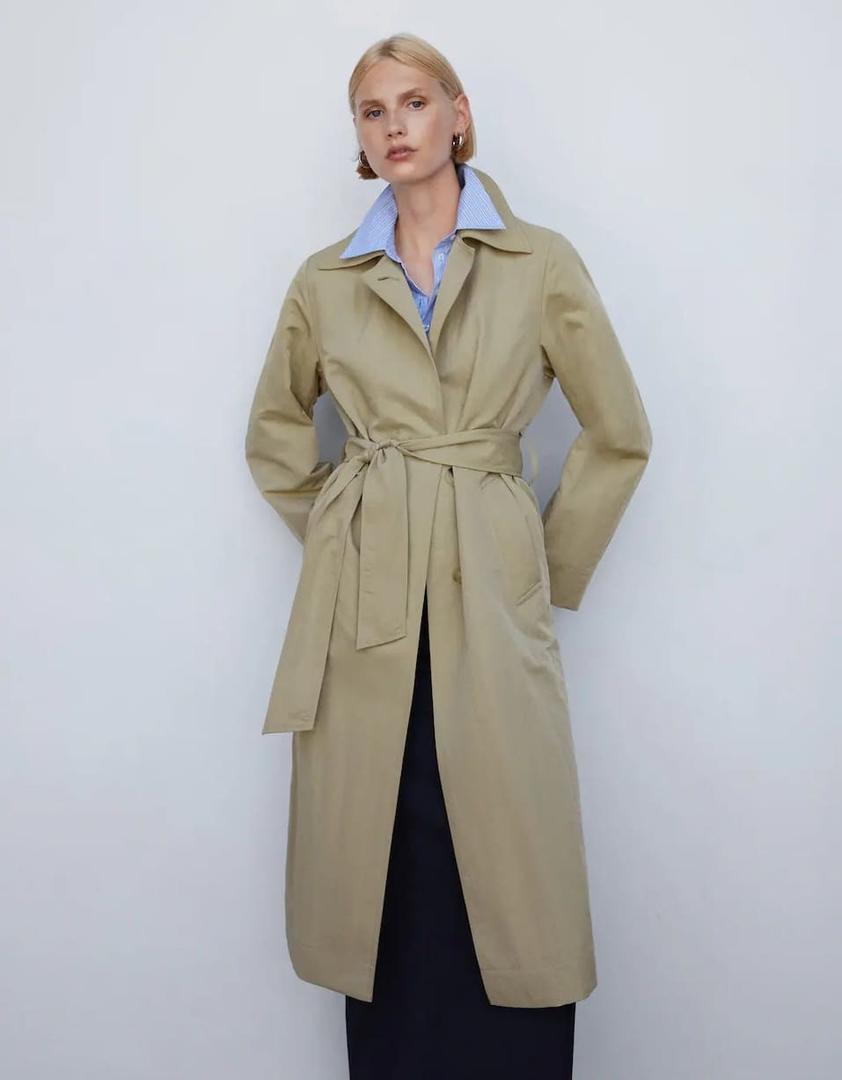 Gabardina con lazada de Mango