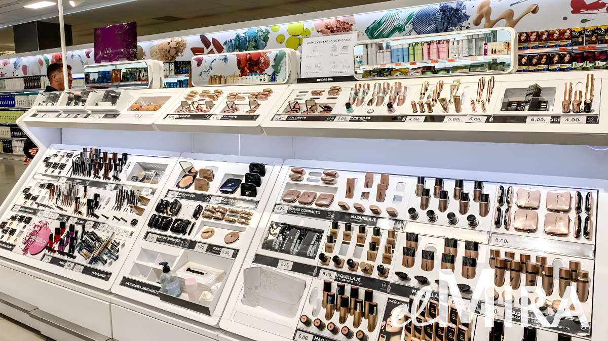 Sección de belleza y cosmética en Mercadona de Jerez