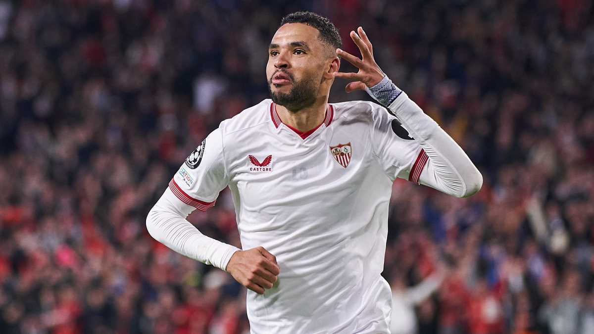 En-Nesyri celebra su gol al PSV | Foto: Salvador López para El MIRA