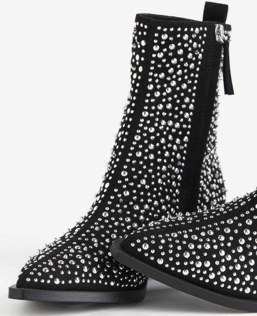 Botines con remaches de H&M