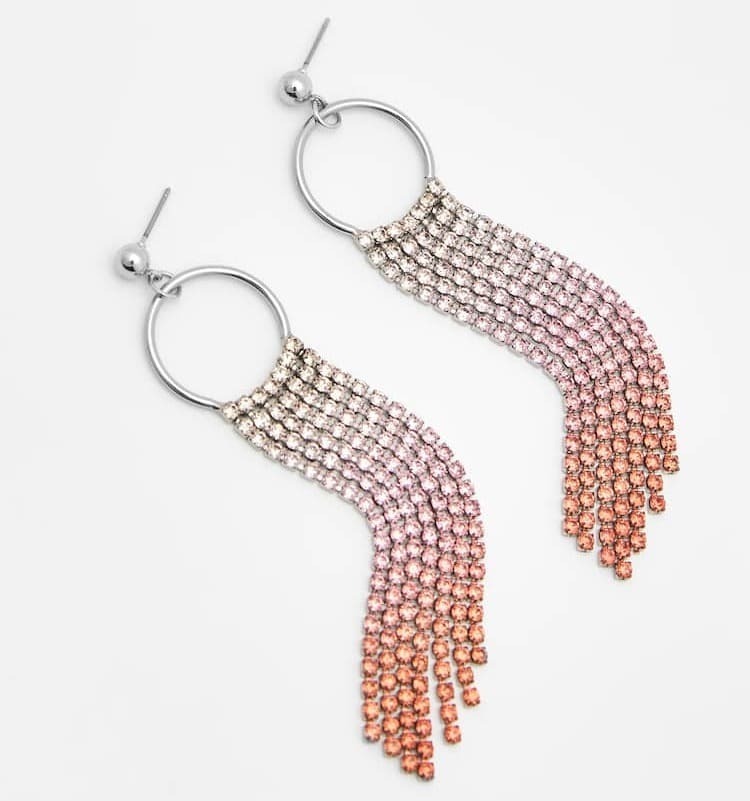 Pendientes largos con flecos y aros strass de Pull&Bear