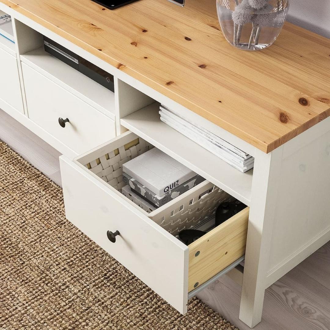 Mueble TV HEMNES de Ikea