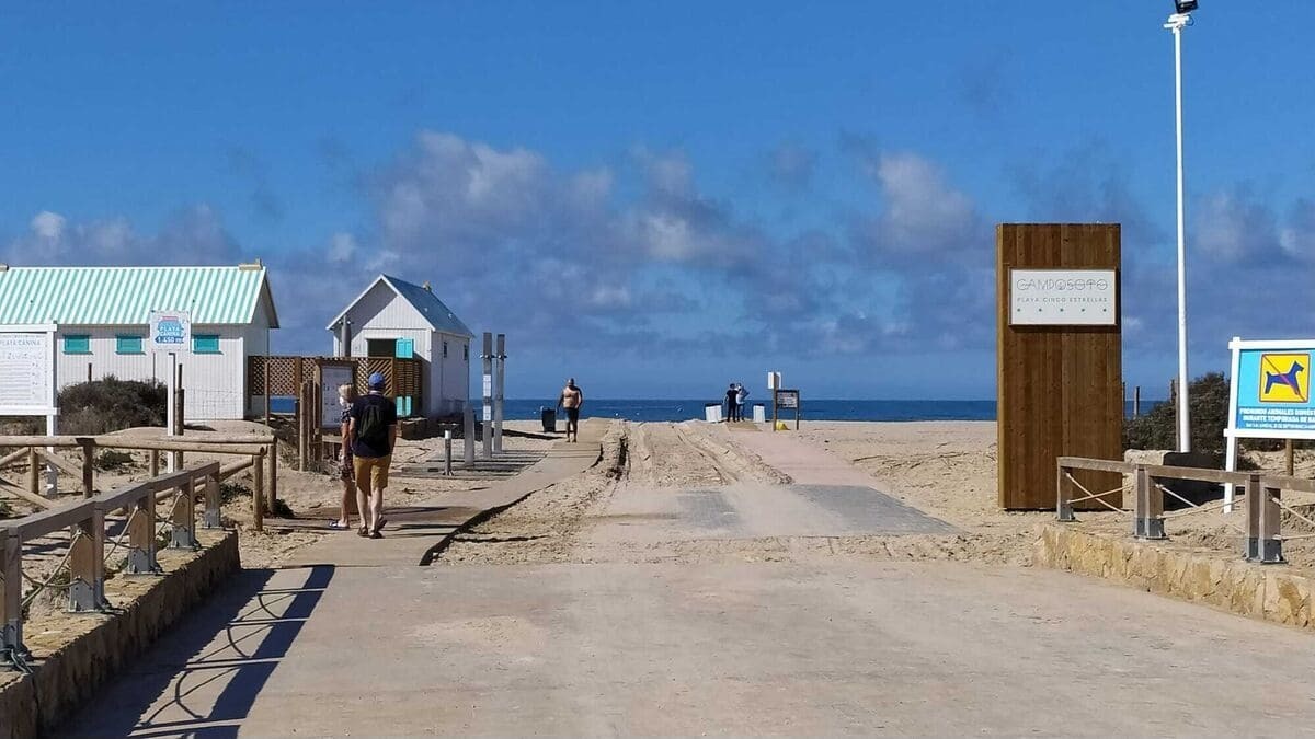 Imagen de archivo de la playa de Camposoto