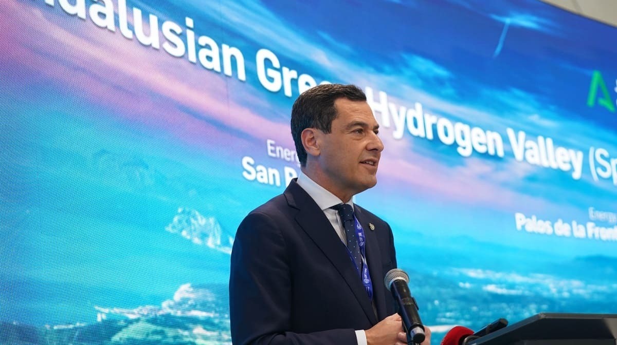 El presidente de la Junta de Andalucía, Juanma Moreno (8)