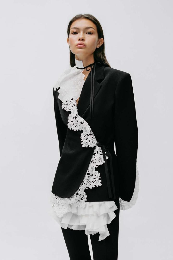 Chaqueta New Romantic de edición limitada en Zara