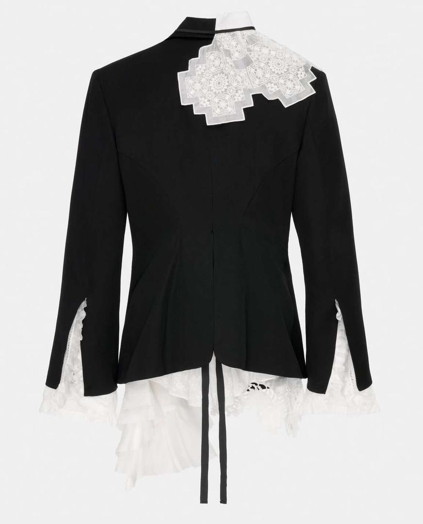 Chaqueta New Romantic de edición limitada en Zara