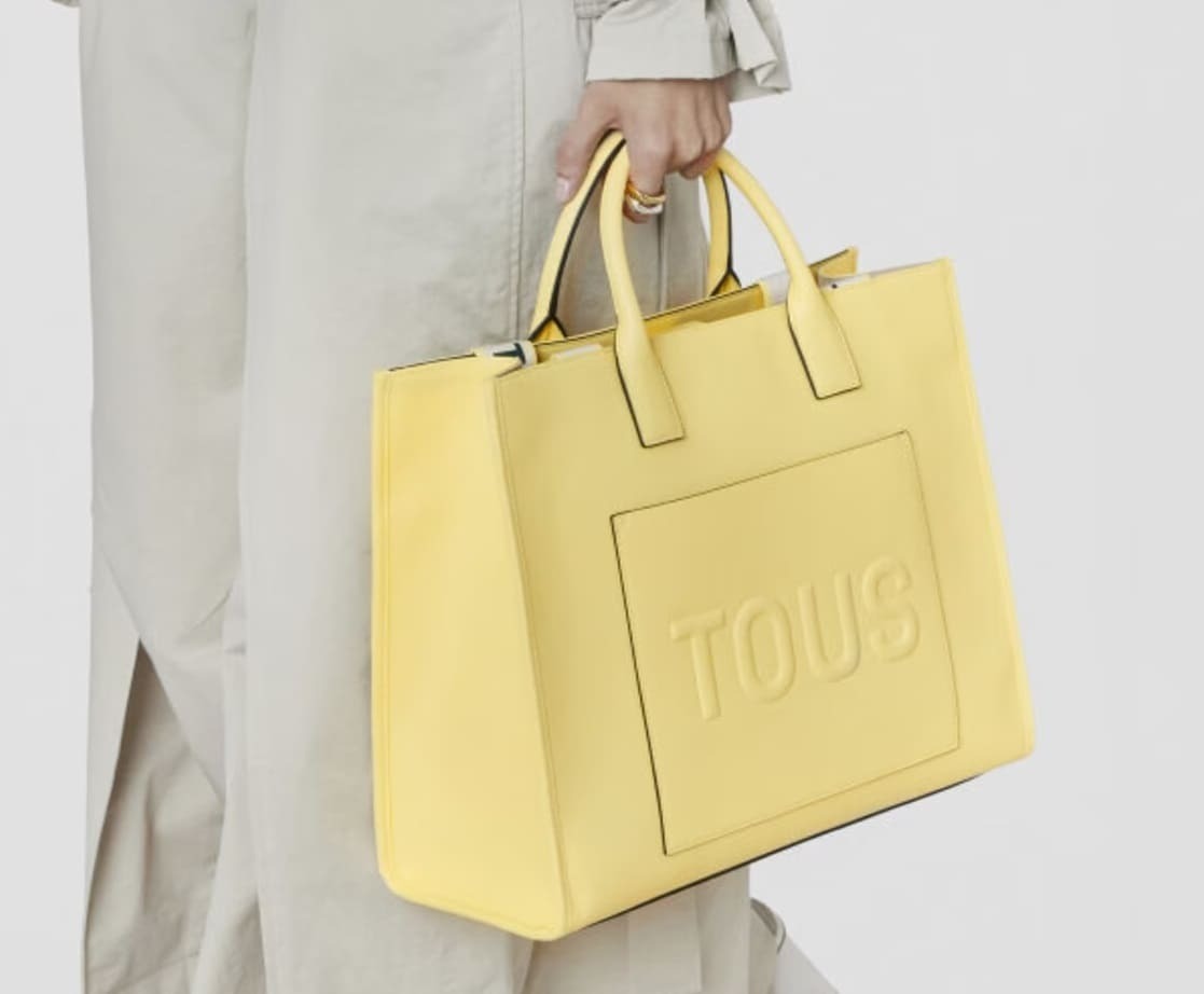 Bolso shopping grande amaya modelo La Rue de la firma Tous