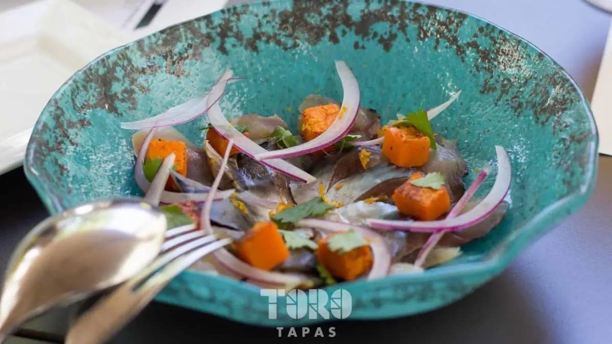 Toro Tapas en El Puerto siempre innova su carta de forma periódica