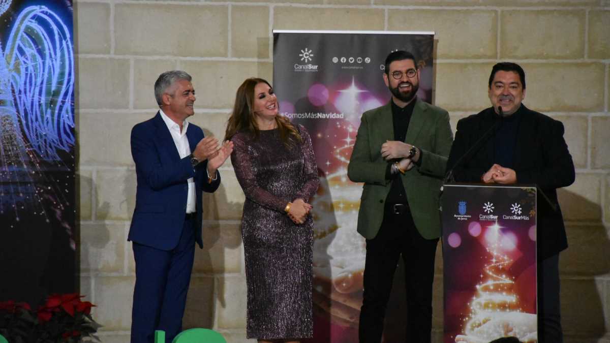 Manu Sánchez y Olga Carmona darán las campanadas de fin de año de Canal Sur desde Jerez | Noelia Herrera (Jonocla) para El MIRA