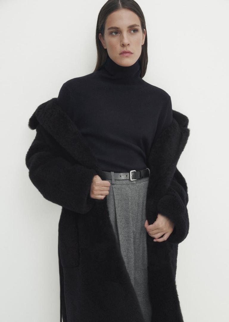 Abrigo moutón reversible azul marino con cinturón de Massimo Dutti