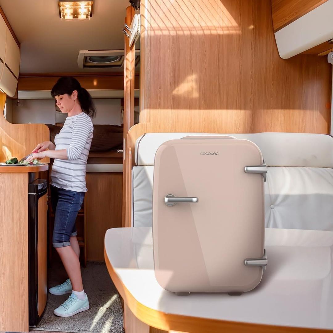 Mini nevera Bolero MiniCooling de 4 litros Habana Cream de Cecotec en Amazon