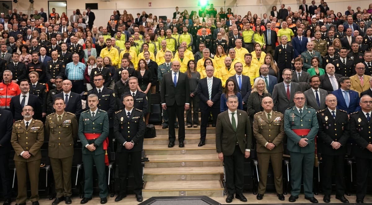 Acto de entrega de Medallas al Mérito de Protección Civil en Andalucía
