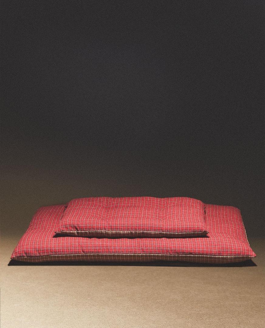 Cama – cojín con cuadros de navidad