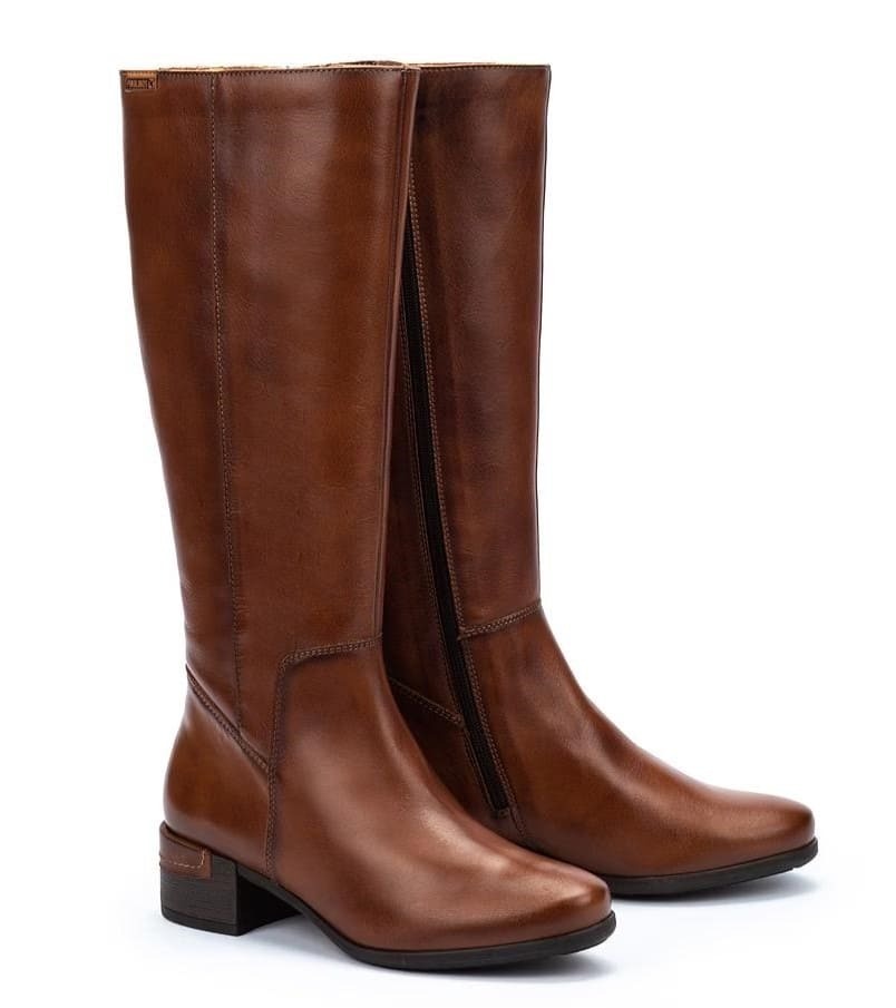 Botas de piel con cremallera y suela flexible