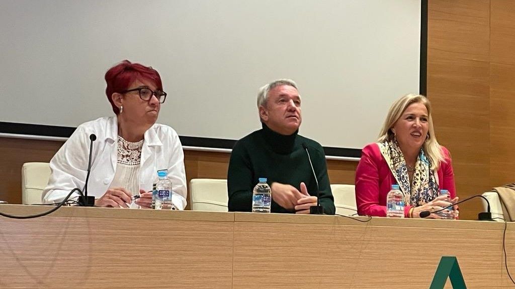 Lourdes García, a la izquierda de la imagen