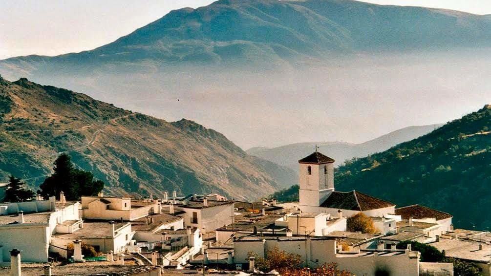 La localidad de Capileira en Granada
