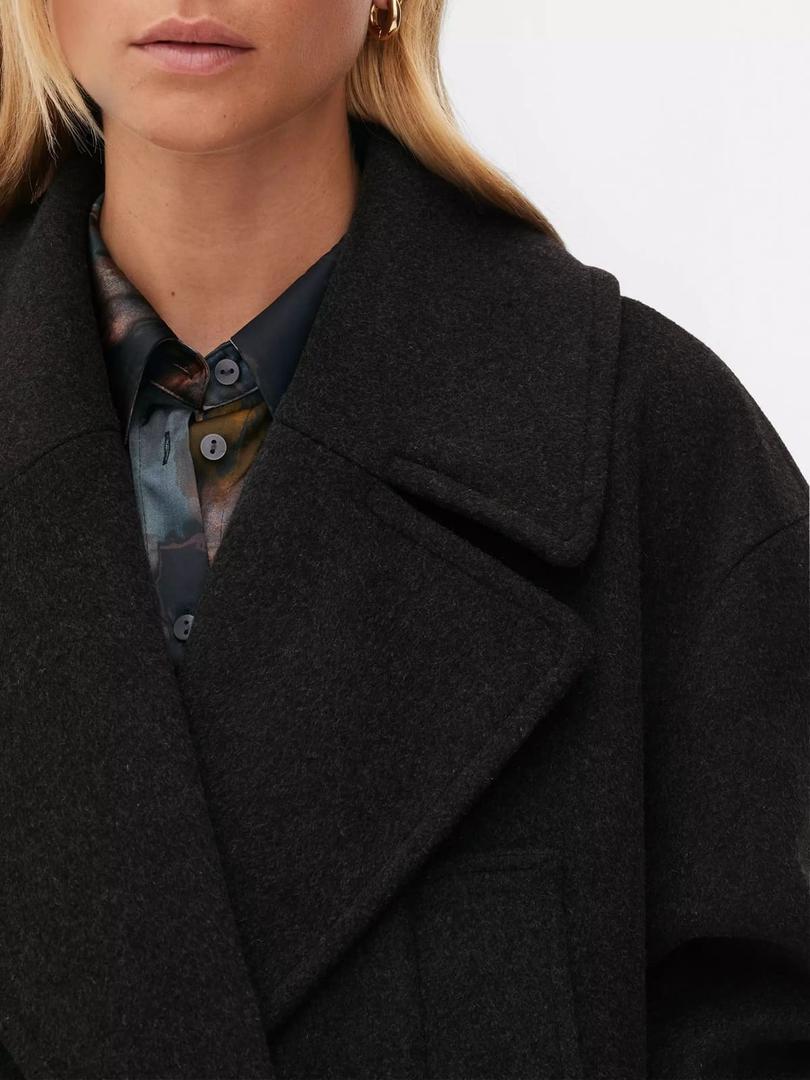 Abrigo en mezcla de lana color negro de Primark