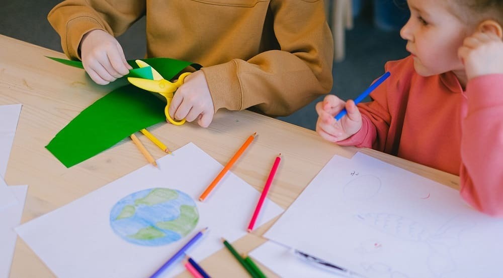 Las actividades extraescolares necesitan monitores en Andalucía