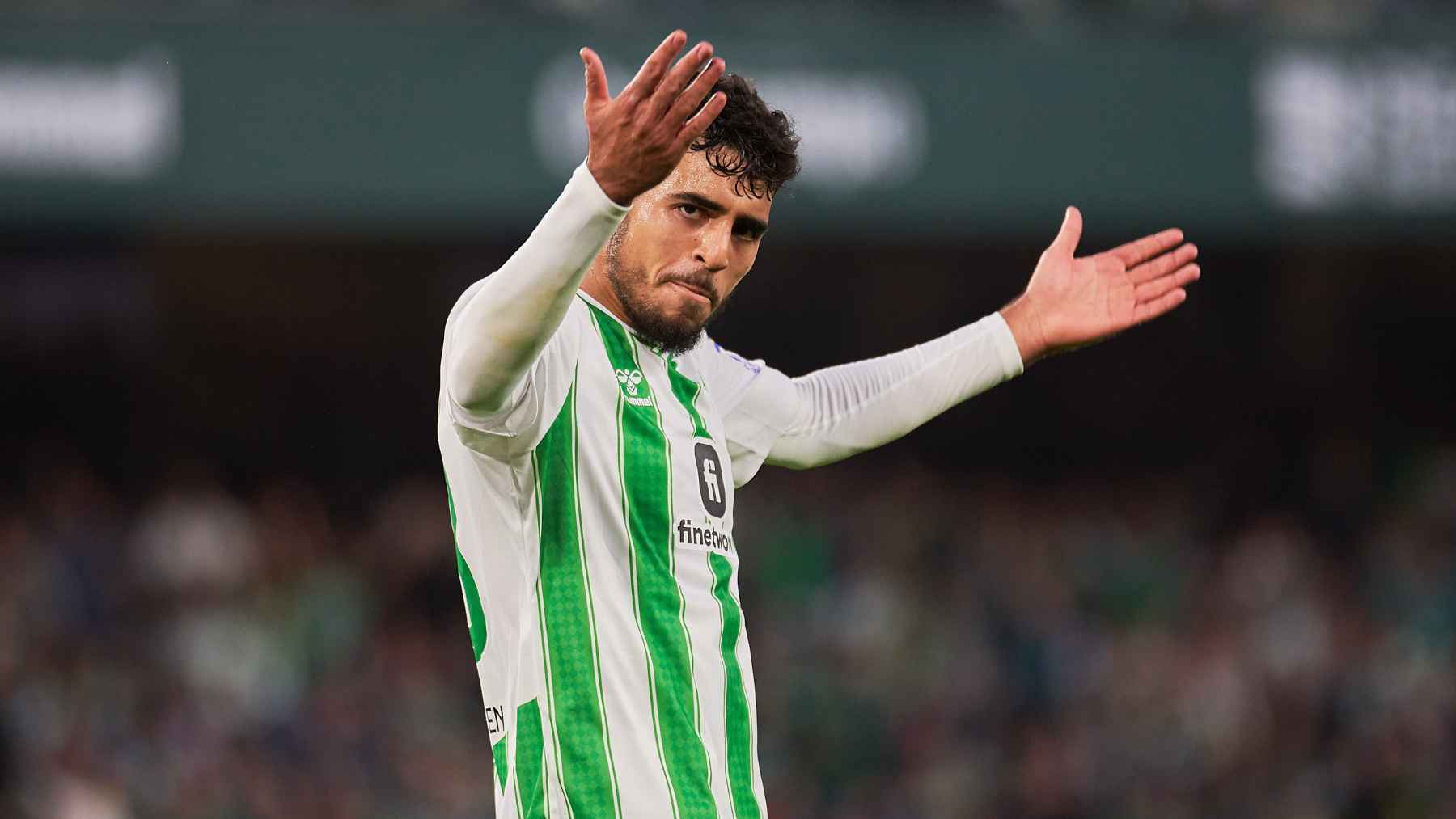 Chadi Riad en el Real Betis - Real Madrid | Salvador López Medina para El MIRA