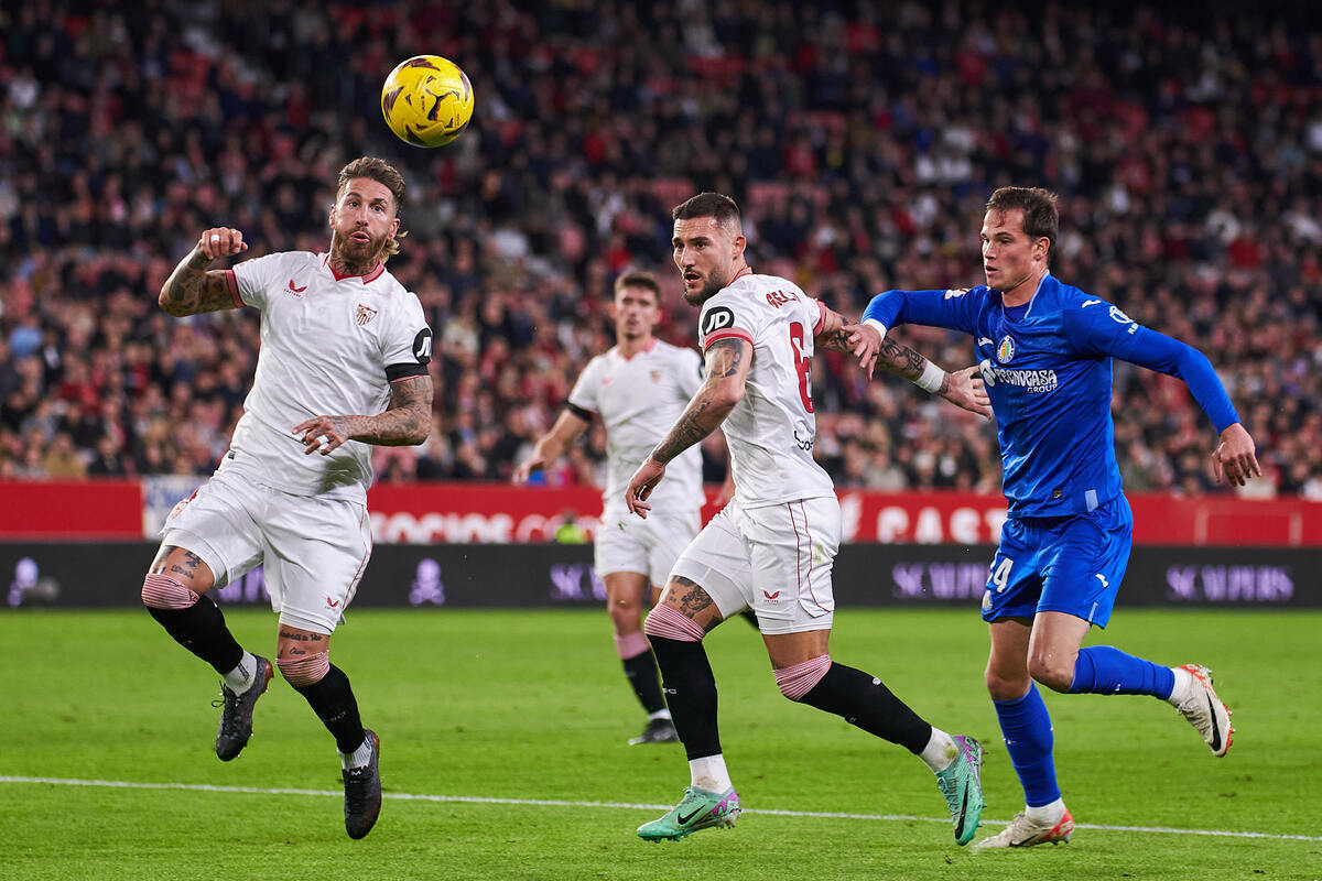 Sergio Ramos y Gudelj en el Sevilla FC - Getafe | Salvador López Medina para El MIRA
