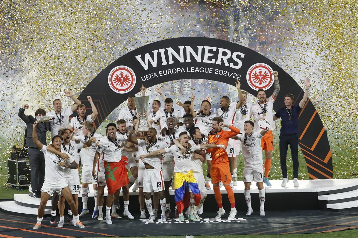 El Eintracht de Frankfurt le ganó la final de la Europa League al Rangers en el Ramón Sánchez Pizjuán