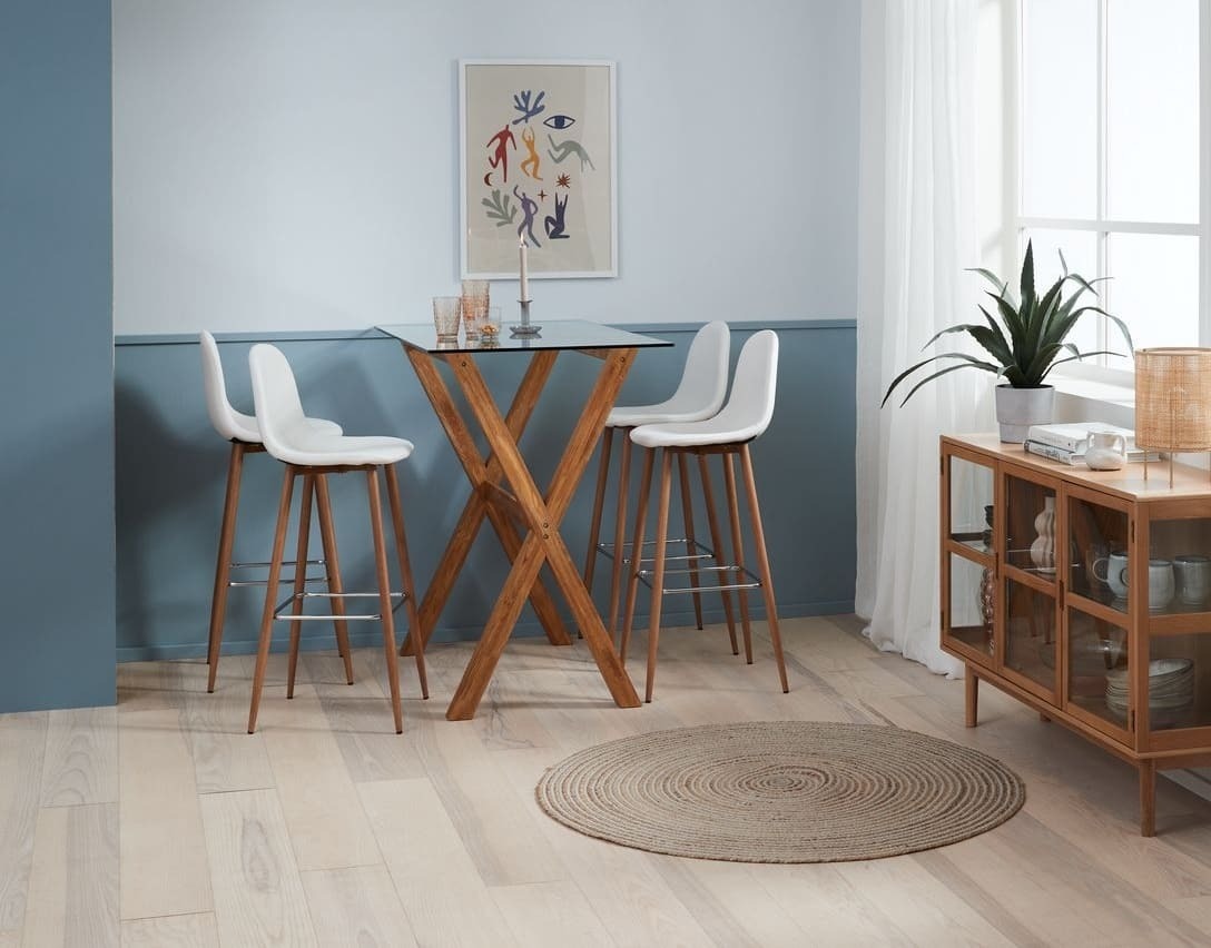 Mesa de bar modelo AGERBY de cistal y roble de JYSK