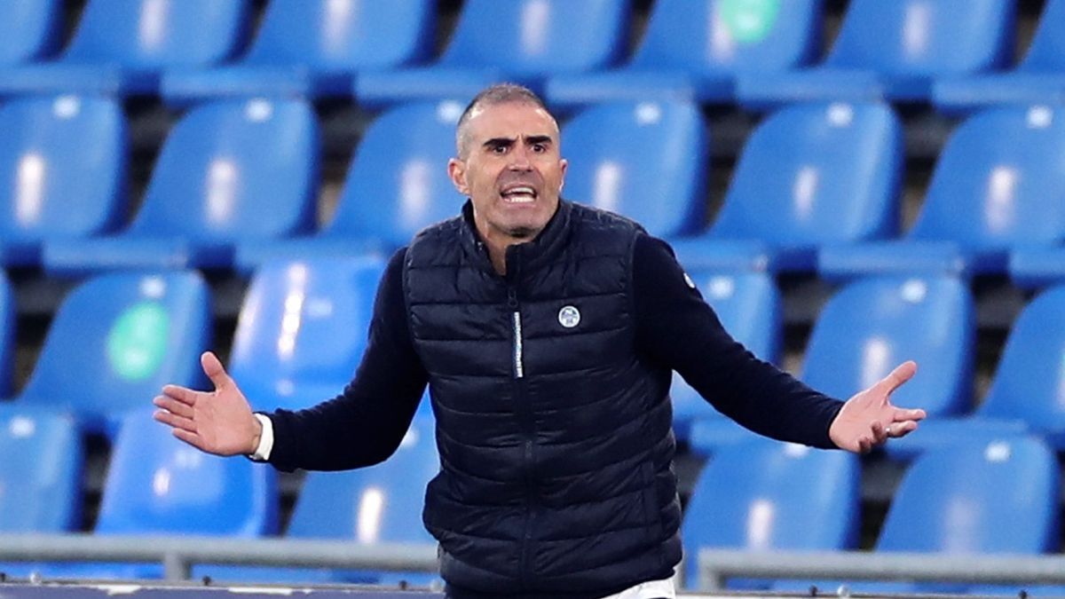 Gaizka Garitano se jugará el puesto en el FC Barcelona - UD Almería