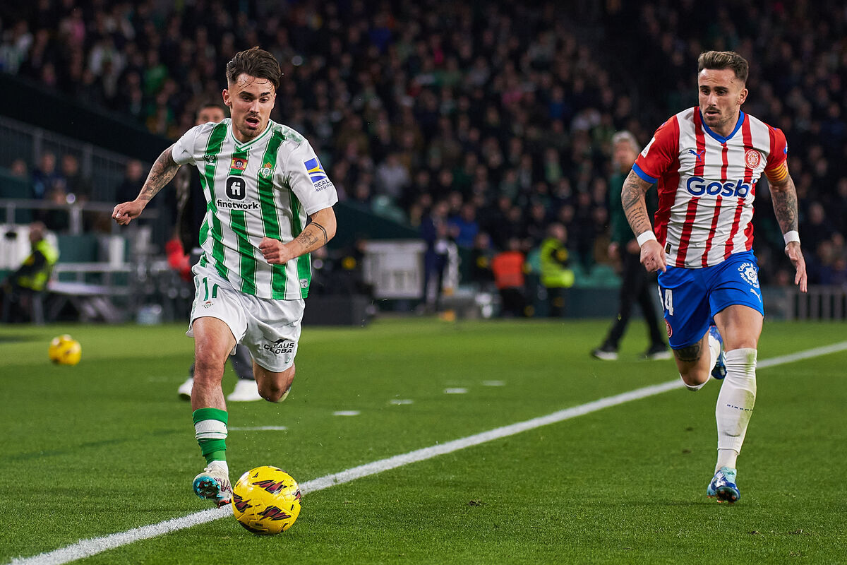 Rodri en el Real Betis - Girona | Salvador López Medina para El MIRA