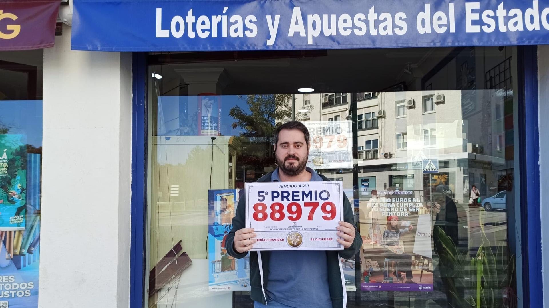 Julián Carrascosa ha dado un quinto premio en 'Lotería de Icovesa'