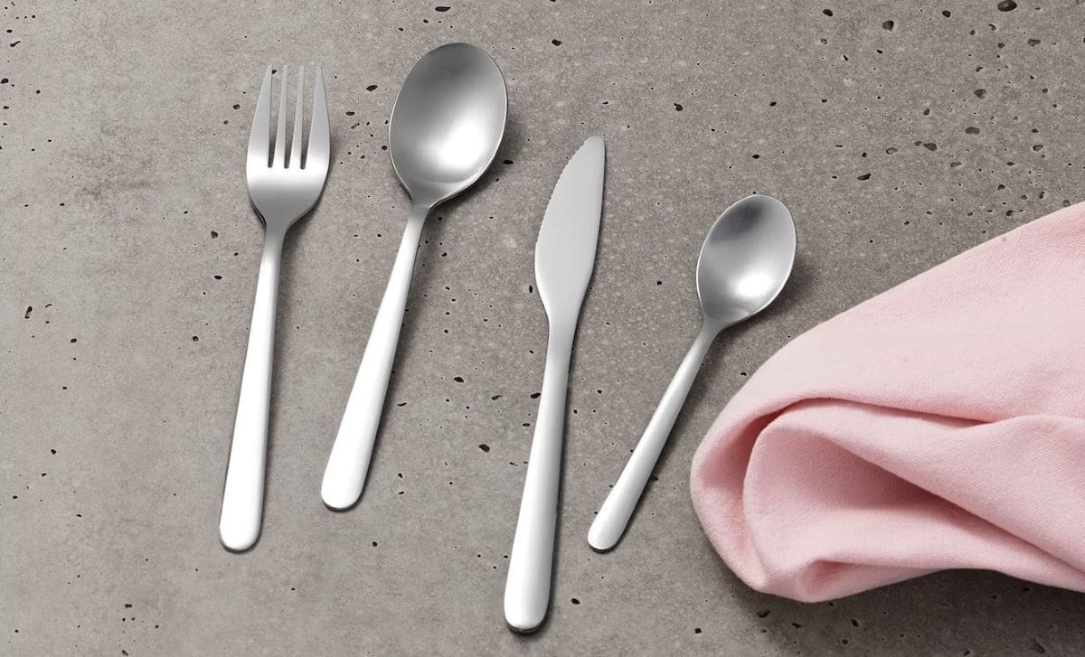 Cubertería FÖRNUFT de Ikea