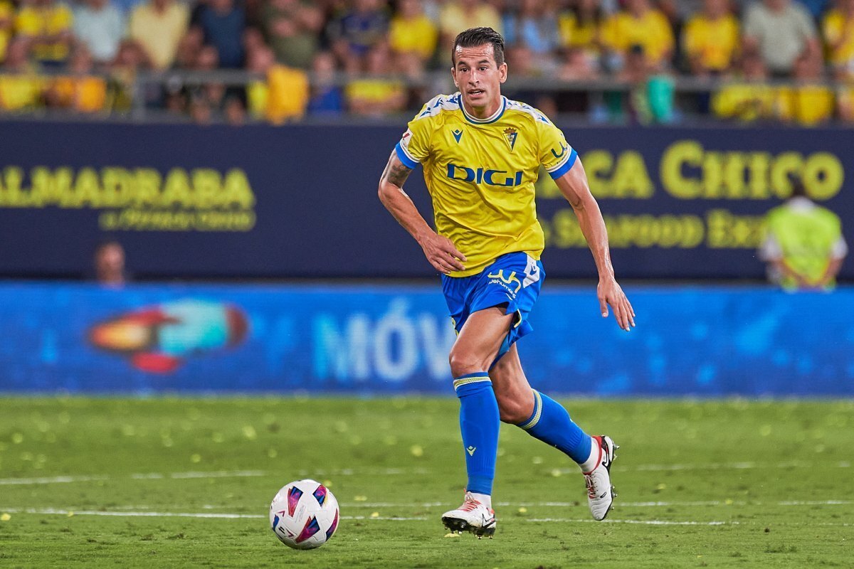 Luis Hernández en el Cádiz CF - Rayo Vallecano | Salvador López Medina para El MIRA