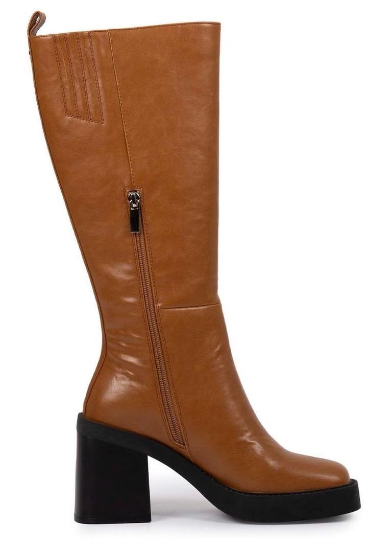 Botas lisas de puntera cuadrada y tacón ancho