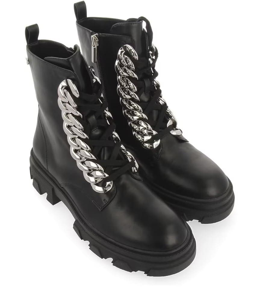 Botas tipo militar con cordones