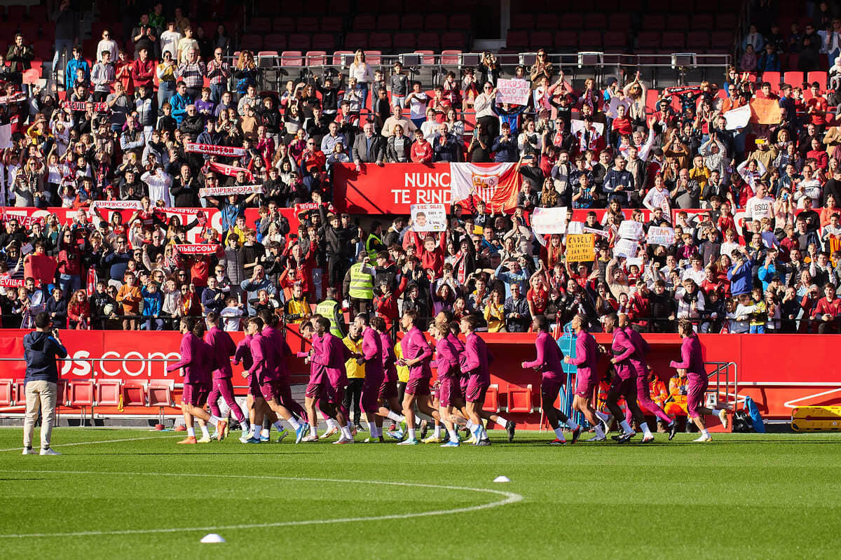 Entrenamiento del Sevilla FC en el Ramón Sánchez-Pizjuán | Salvador López Medina para El MIRA