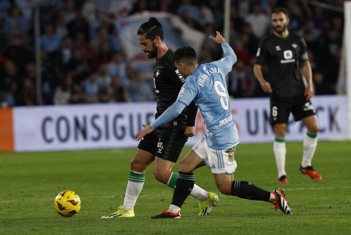 Isco Alarcón y Fran Beltrán en el Celta de Vigo - Real Betis | Foto: RBB