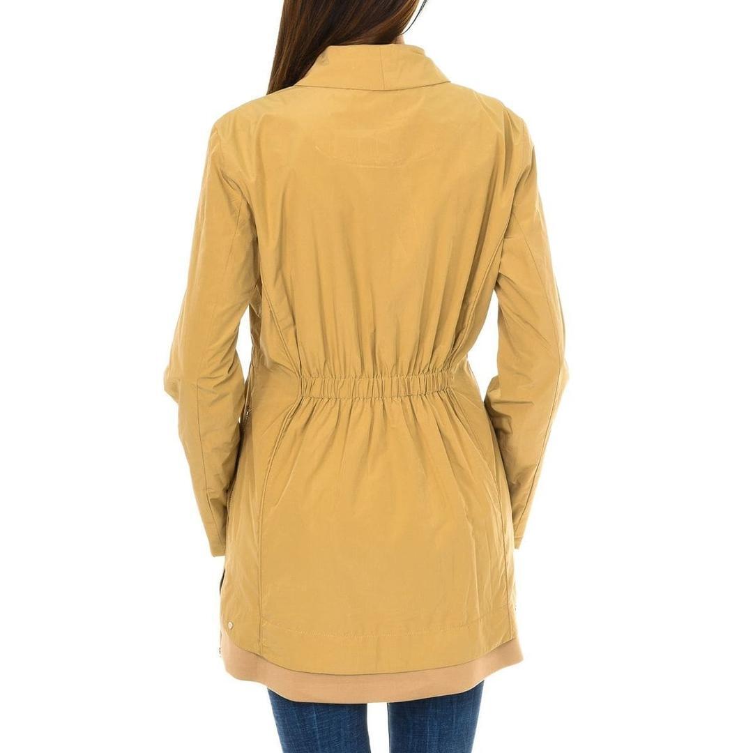 Chaqueta cuello solapa color mostaza de Armani