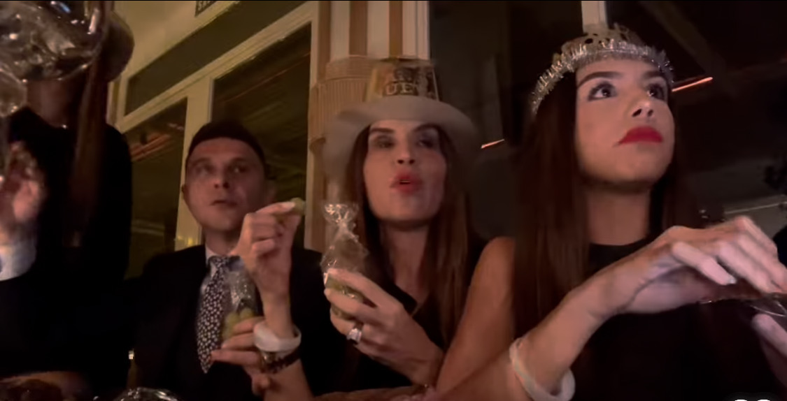 Así fueron las 12 uvas de Joaquín, Susana y sus hijas | Instagram