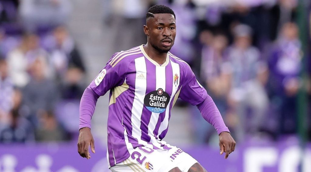 Martin Hongla jugó durante la segunda mitad de la 22/23 con el Real Valladolid