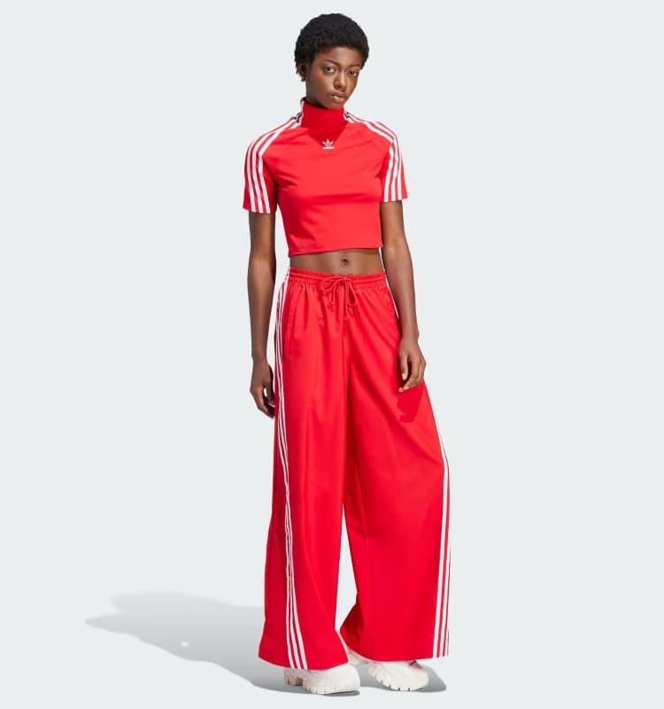 Pantalón acampanado Adelenium Oversized de Adidas